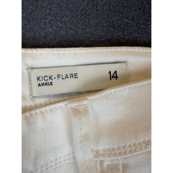 NWT J Jill Women's Denim Jeans Size 14 White Kick Flare Ankle Raw Hem Stretch - Picture 3 of 8